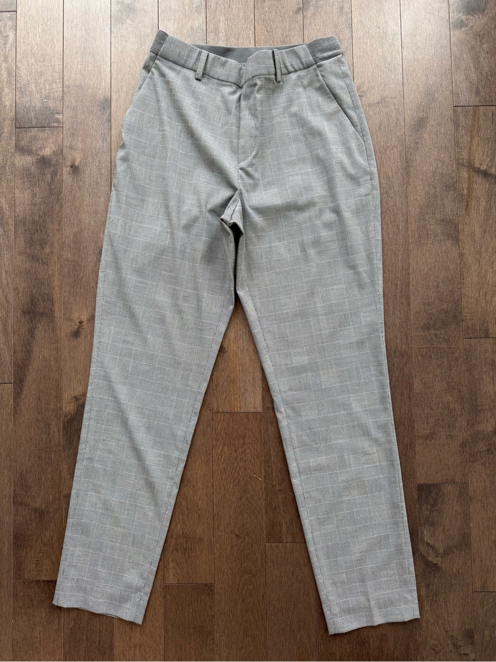 Uniqlo Glen Plaid Tapered Trousers | Grey | S | Never Worn